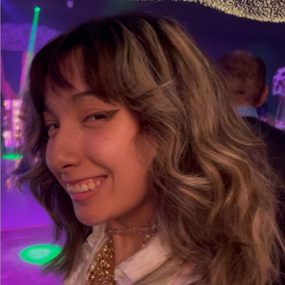 Meet your Posher - Picture 1 of 2